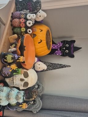Halloween Ceramic Pumpkin and Cat Décor Set - Orange, Black, Purple